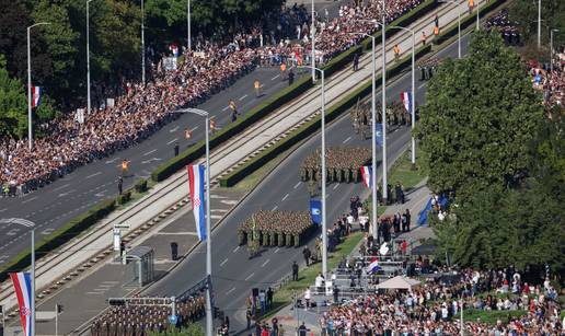 FOTOGALERIJA Pogled iz zraka na mimohod ponosa i slave