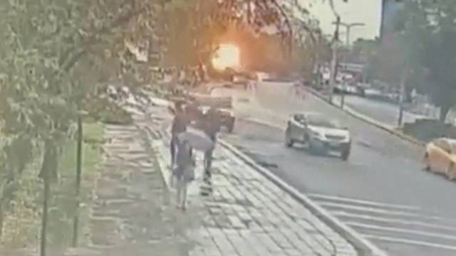 VIDEO Trenutak eksplozije u Ankari. Ranjena dva policajca, jednog terorista neutralizirali