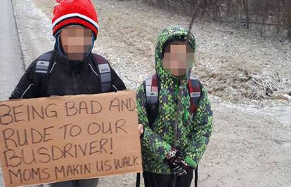 Mama natjerala sinove da 7 km nose natpis: 'Bili smo zločesti'