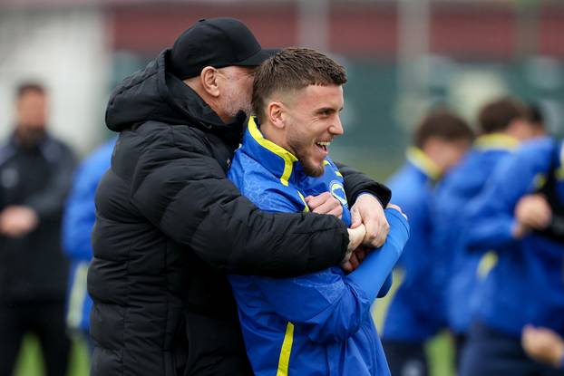 Sarajevo: Trening nogometne reprezentacija BiH uoči finalne utakmice doigravanja za Svjetsko prvenstvo