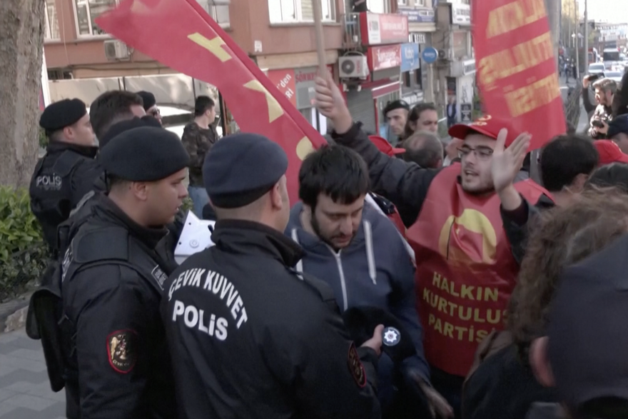 Policija uhitila desetke prosvjednika za praznik rada u Turskoj u Istanbulu