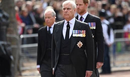 Ostaje bez titule: Ovo je novo ime bivšeg princa Andrewa