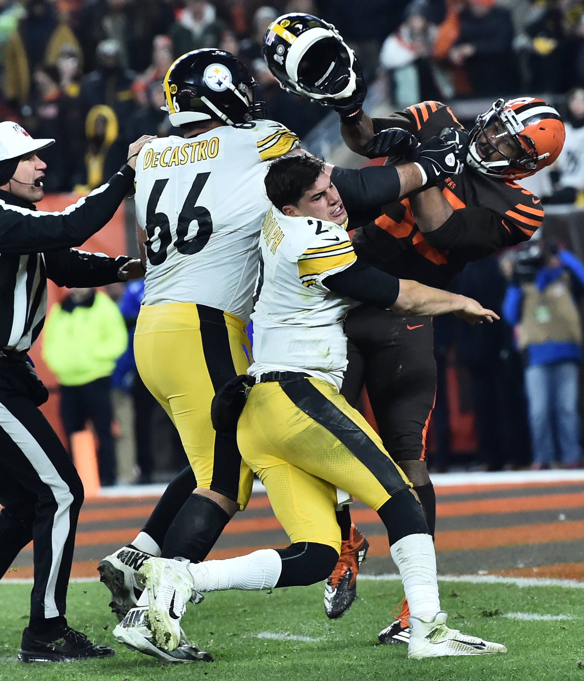 NFL: Pittsburgh Steelers at Cleveland Browns