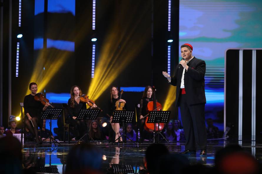 Šegedin je izveo Cocinu pjesmu, savladale su ga emocije: 'Bio je moj kum, ponosim se njime...'