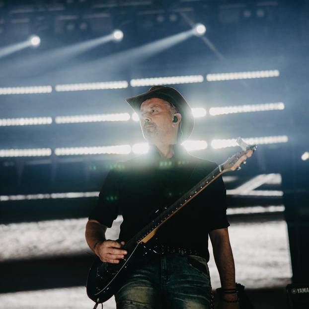 FOTO Drugi Thompsonov nastup u Poreču: Pogledajte kakva je atmosfera na koncertu u Istri