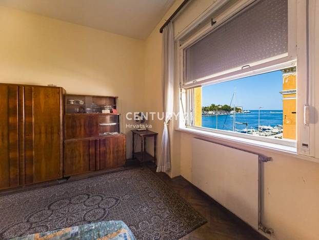 FOTO Ideš, kakav pogled! Stan u Zadru prvi red do mora prodaje se po pristupačnoj cijeni