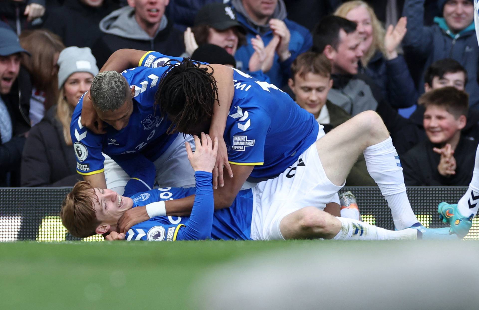 Premier League - Everton v Manchester United