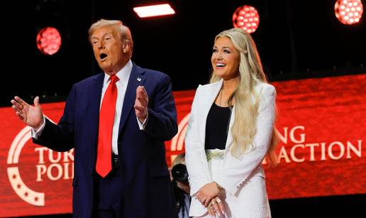 GALERIJA Deseci tisuća ljudi na komemoraciji za Kirka, hvalili ga kao 'mučenika za slobodu'