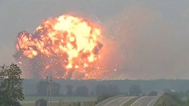 Eksplozija u vojnoj bazi u Kambodži, poginulo 20 ljudi