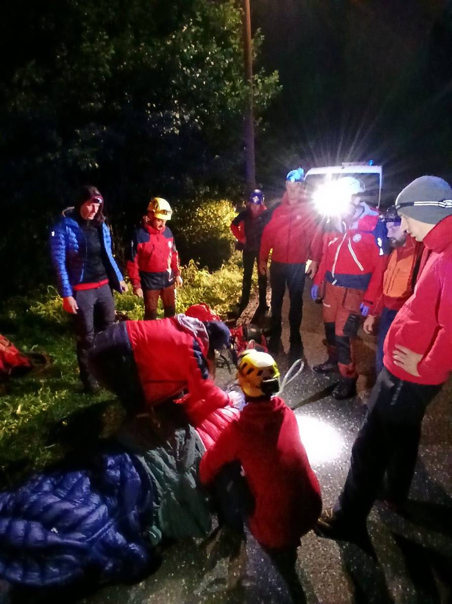 HGSS je pronašao nestalu ženu u rijeci Dobri, u bolnici je...