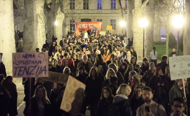 Zagreb: Održan jubilarni 10. Noćni marš za prava žena "Žene – kičma otpora"