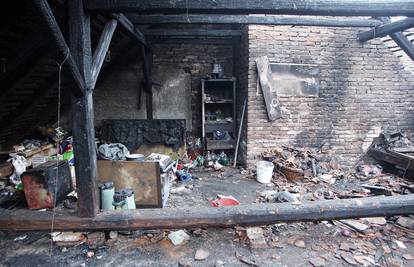 Mobitel zapalio kuću: Izgorio krov, a vlasnik (54) je ozlijeđen