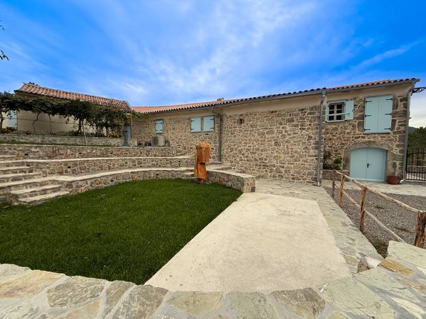 FOTO Kaštelet kod Opatije iz snova: Obnovili smo ga kako bismo očuvali obiteljske tajne