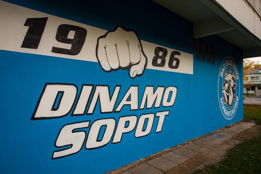 Zagreb: Murali i grafiti Bad Blue Boysa posvećeni Dinamu