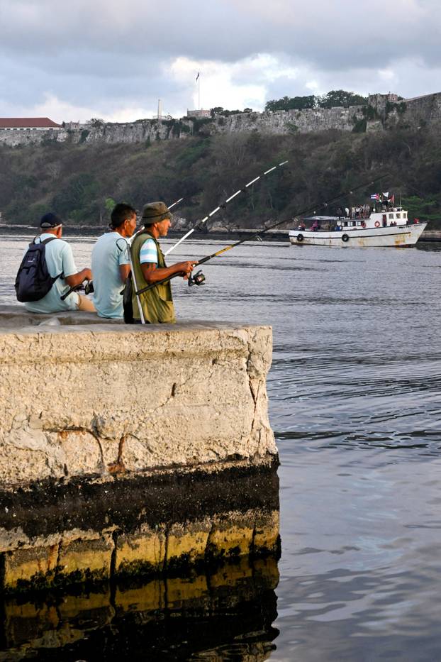 Flotilla carrying humanitarian aid arrives in Cuba