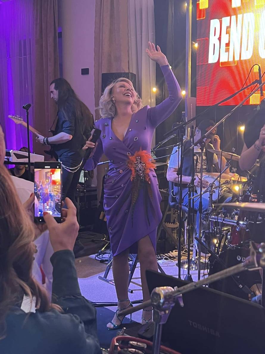 Ispovijest slavonske mladenke: Brena je pjevala duže no što je trebala, Grašo nam je prijatelj...