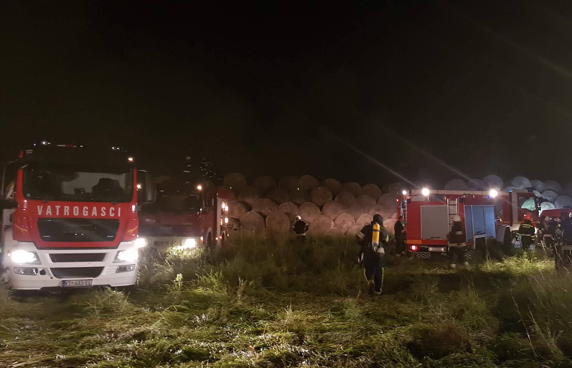 Buknuo požar u tvornici papira u Radničkoj cesti u Zagrebu