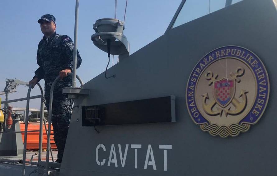 U moru bila 10 sati: 'Pila je tu večer, a sve je snimila kamera'