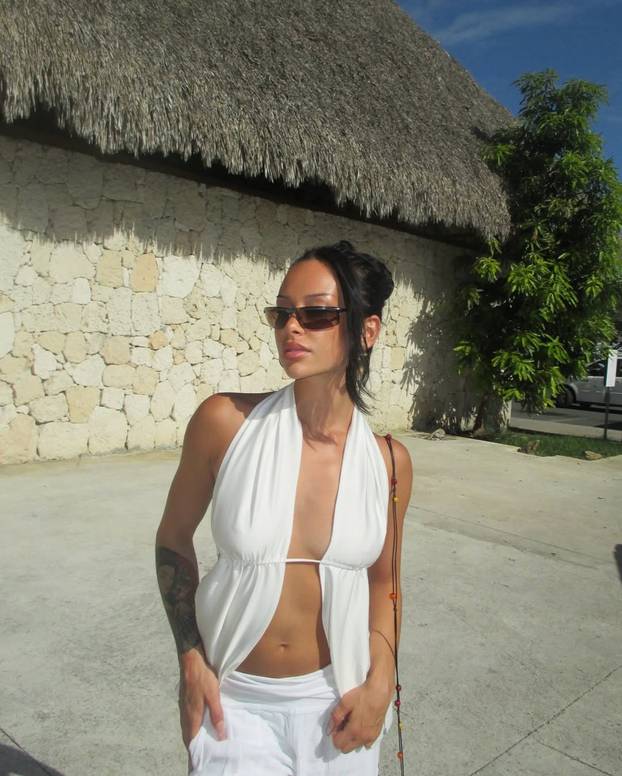 FOTO Ovo je fatalna kći srpskog pjevača koji stiže u Arenu