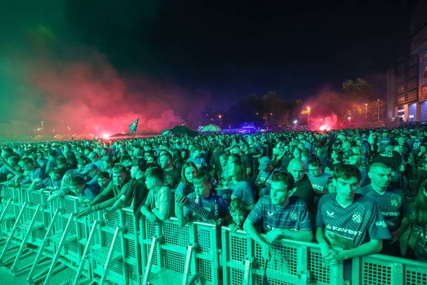 Slavlje u Zagrebu nakon Dinamova osvajanja dvostruke krune