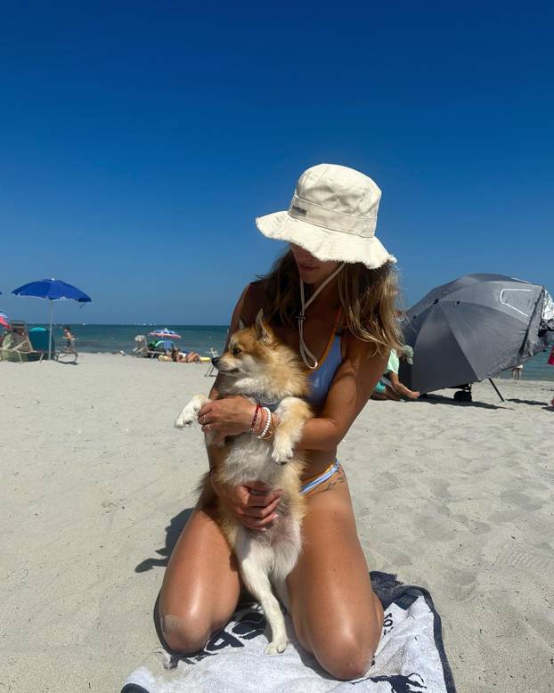 FOTO Teniska zvijezda uhodi poznatu Ruskinju! 'Stalno se javlja i zove me na spoj...'