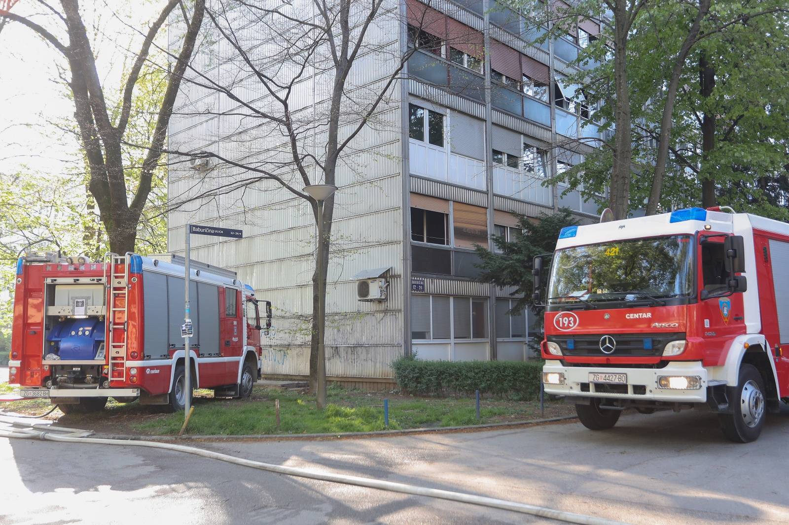 Zagreb: Rano jutros buknuo je požar u stanu u Zapruđu