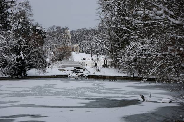 Zagreb: Snježno prijepodne u zoološkom vrtu