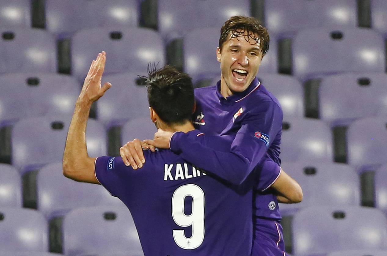 Fiorentina's Nikola Kalinic celebrates scoring their second goal with team mates