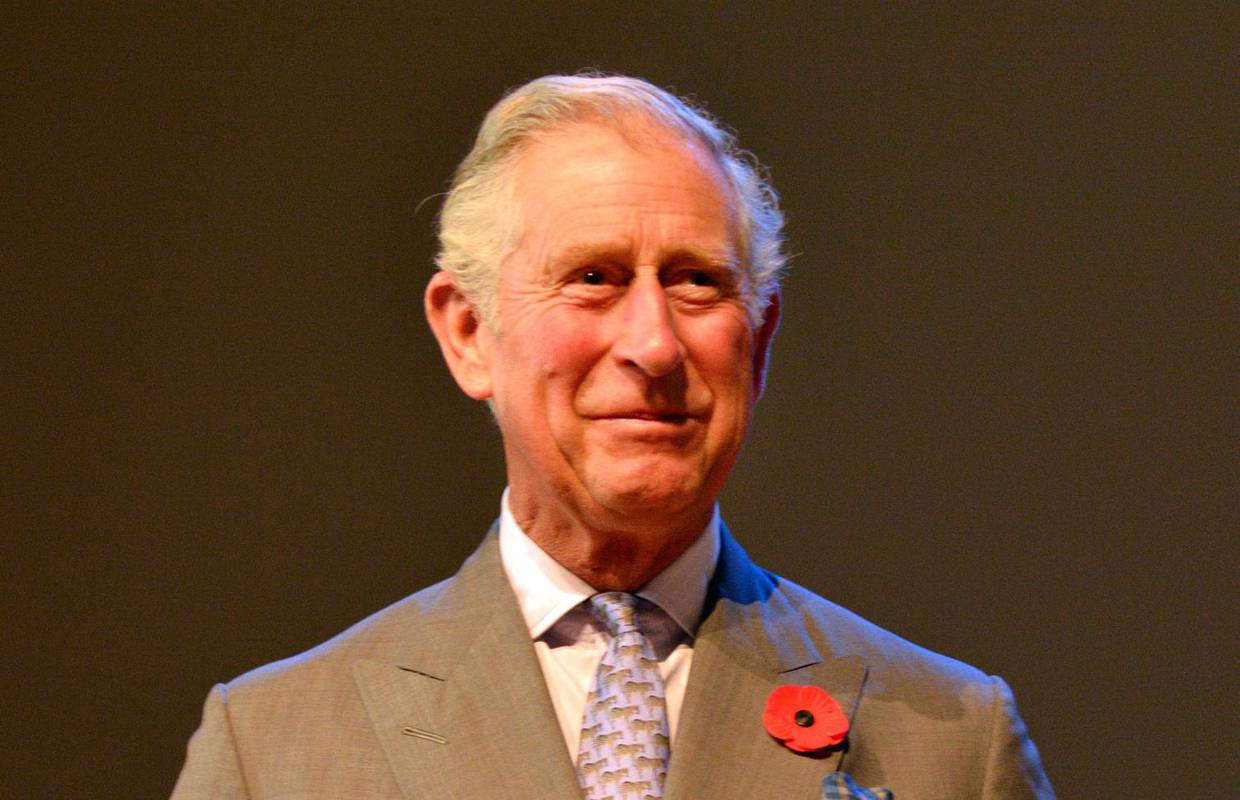 Princ Charles ponovno pozitivan na koronavirus, odgodio je put