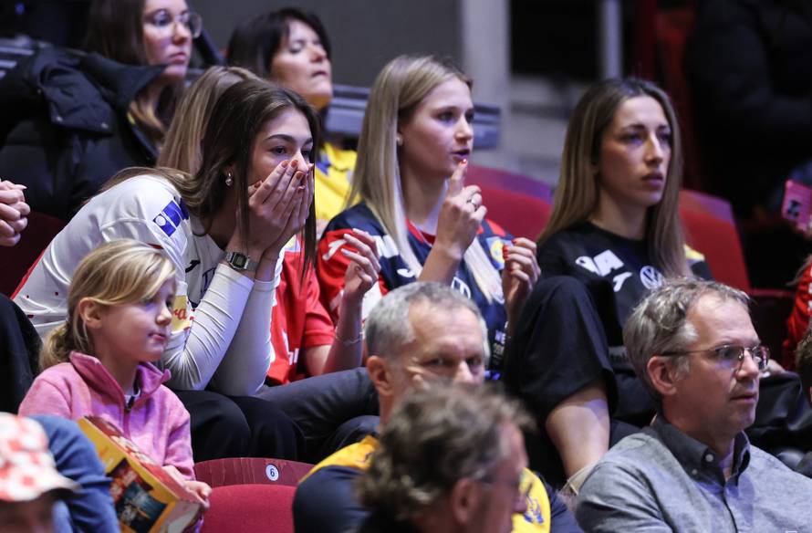 Malmo: Sestra Zvonimira Srne, Antonela, zabrinuta nakon ozlijede svog brata tijekom utakmice protiv Slovenije