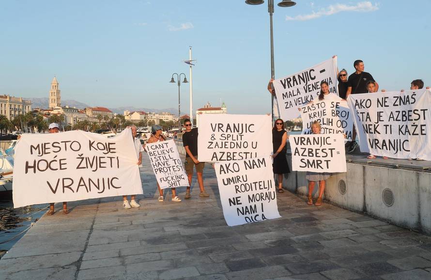 Split: Prosvjed protiv broda Moby Drea