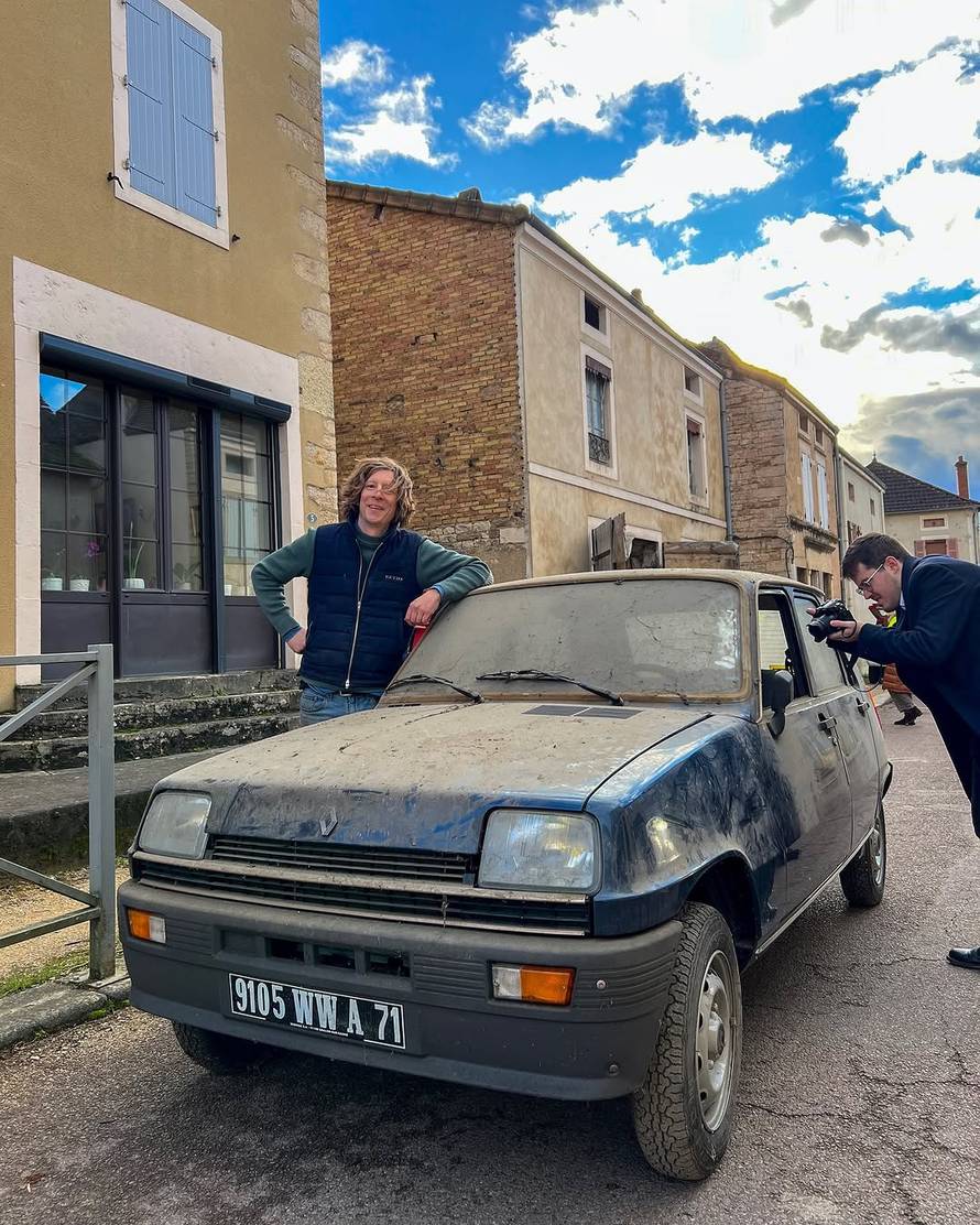 ČUDO IZ FRANCUSKE U garaži su našli novi Renault 5, nakon 43 godine prešao je 12 kilometara