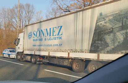Ušuljali su se u turski kamion: Kod Lužana uhitili 7 migranata