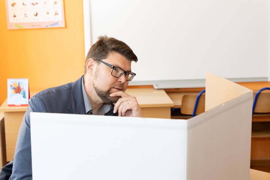 Pula: Peđa Grbin na glasovanju