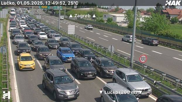 FOTO Velike gužve na Lučkom, na granicama se čeka satima, kod Karlovca kolona od 8 km!