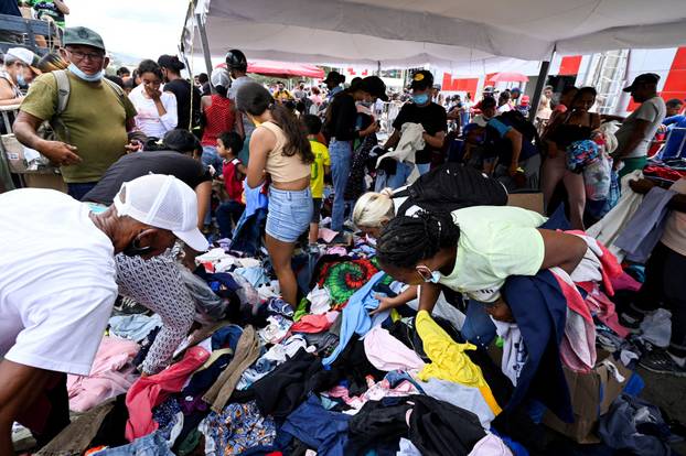 Aftermath of earthquakes in La Guaira