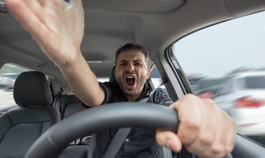 Niži muškarci su ranjiviji, ali i skloniji paranoji i agresivnosti