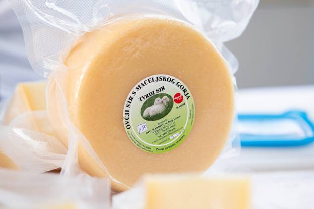 Zagreb: Manifestacija "100% Zagorsko" na Europskom trgu