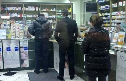 Kronična nestašica lijekova frustrira farmaceute i pacijente u EU-u: 'To nam otežava život!'