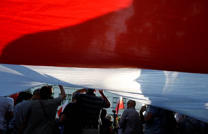 Poljski Senat prihvatio spornu reformu unatoč prosvjedima