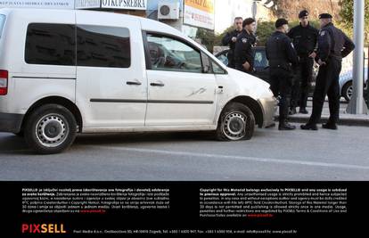 Split: Bježali od policije jer su imali drogu, tri kg marihuane 