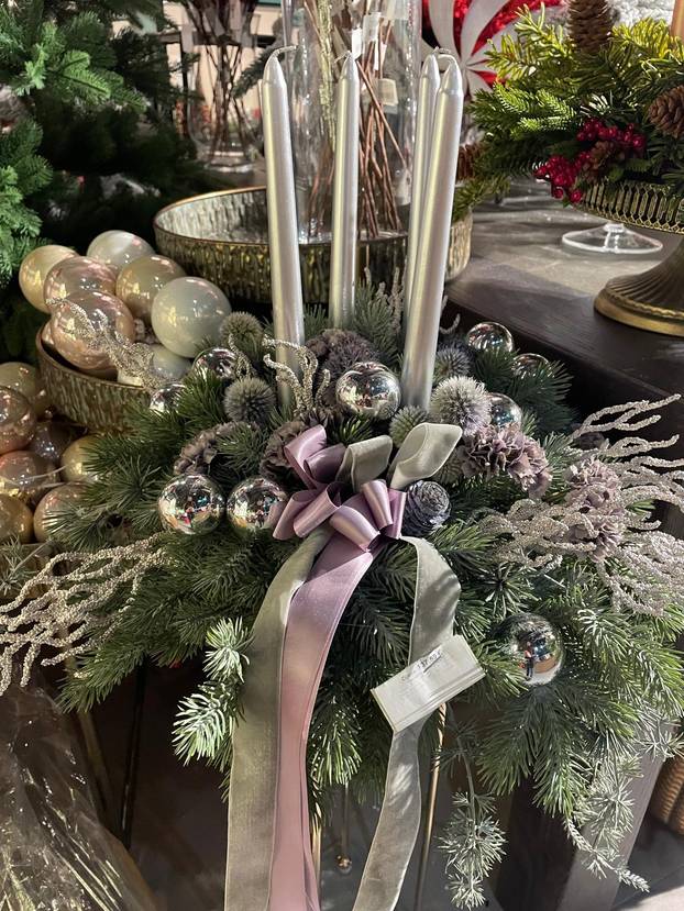 FOTO Pogledajte kakvih sve vjenčića ima po Zagrebu, neki 'dizajnerski' dođu i 400 eura