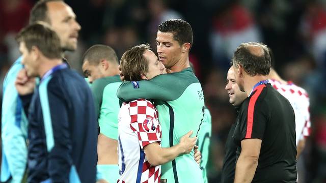 Glavu gore, Vatreni: Ronaldo je tješio uplakanog Luku Modrića