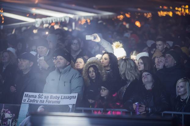 Željko Bebek i Baby Lasagna uvelu su Split u Novu 2026. godinu uz vatromet i dronove