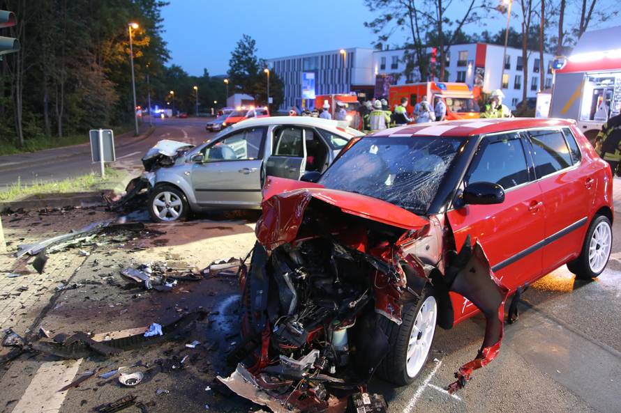 Illegal car race in Hagen