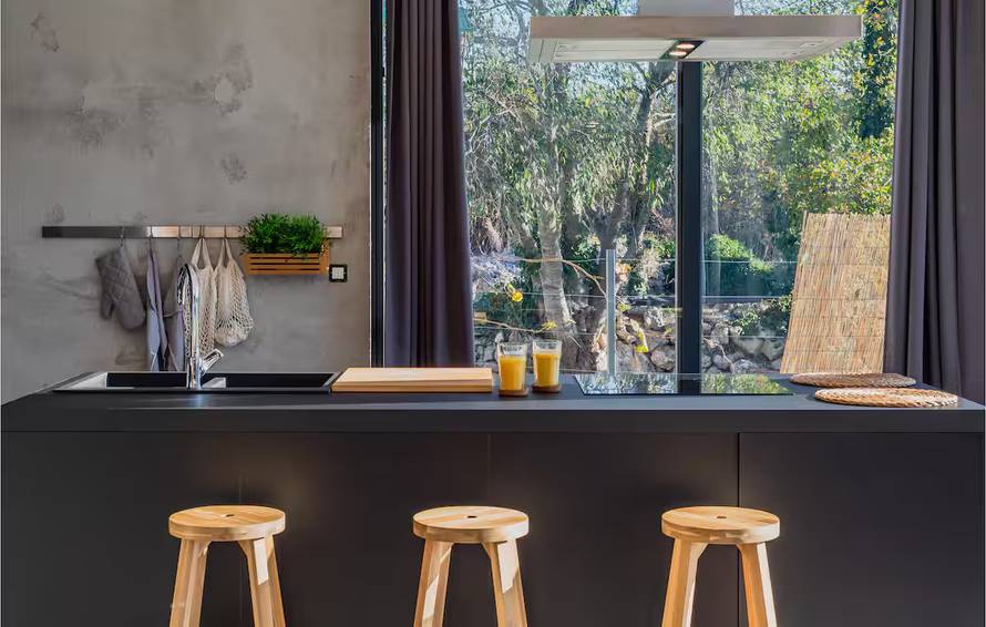 Neslužbeno doznajemo: Službenik je u vrijeme davanja dozvole imao obrt za čišćenje