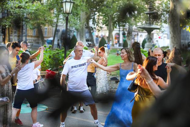 Zagreb: Brojni građani sudjelovali na pPlesnjaku na Zrinjevcu
