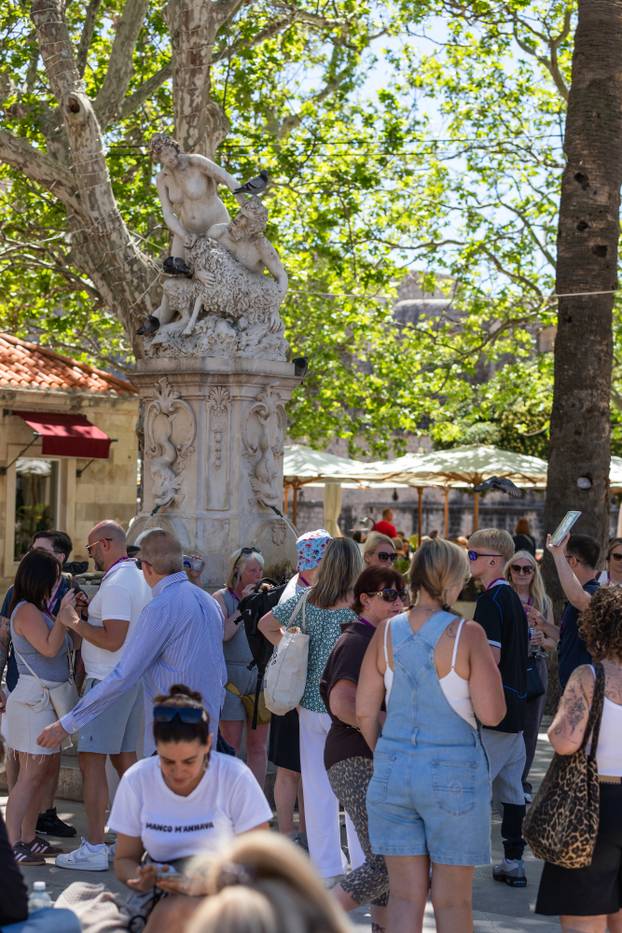 Sunčan i topao dan u Dubrovniku