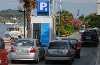 U Šibeniku su prije izbora smanjili cijene parkiranja