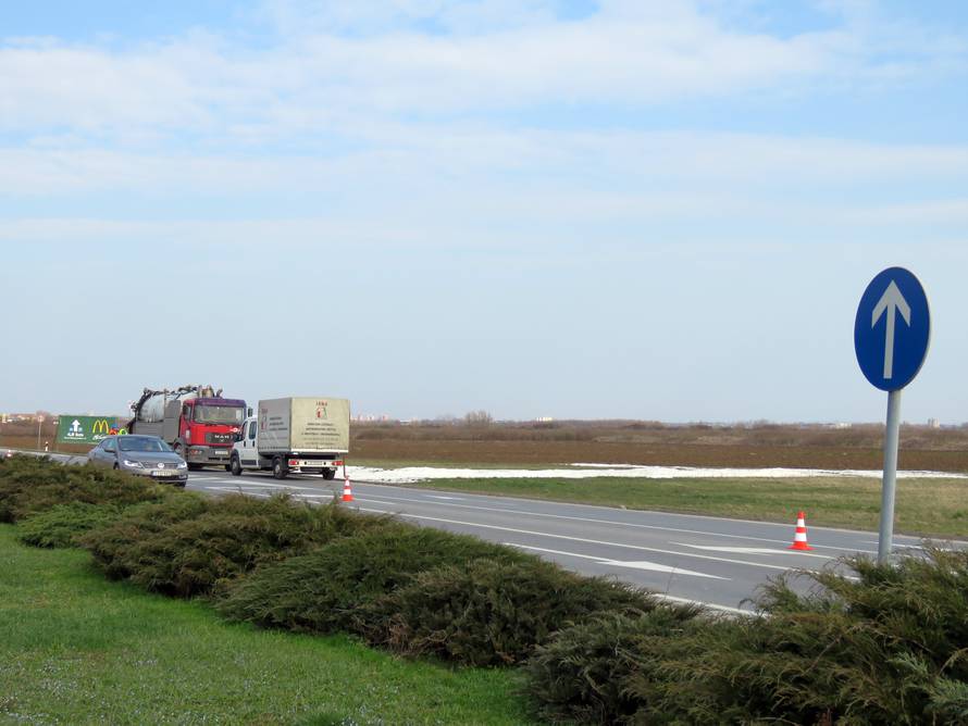 U Slavonskom Brodu ostali bez vode za piće: Ekološki incident